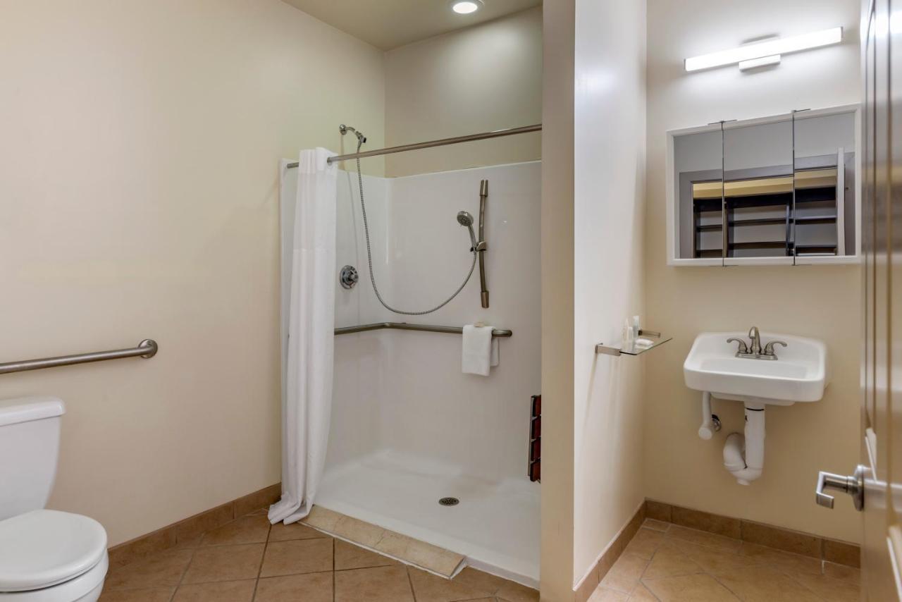 הופוול Stay-Over Suites - Fort Gregg-Adams Area מראה חיצוני תמונה